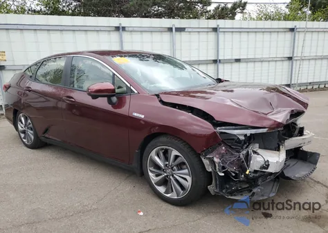 2018 Honda Clarity Touring from USA, damaged, VIN JHMZC5F39JC007895